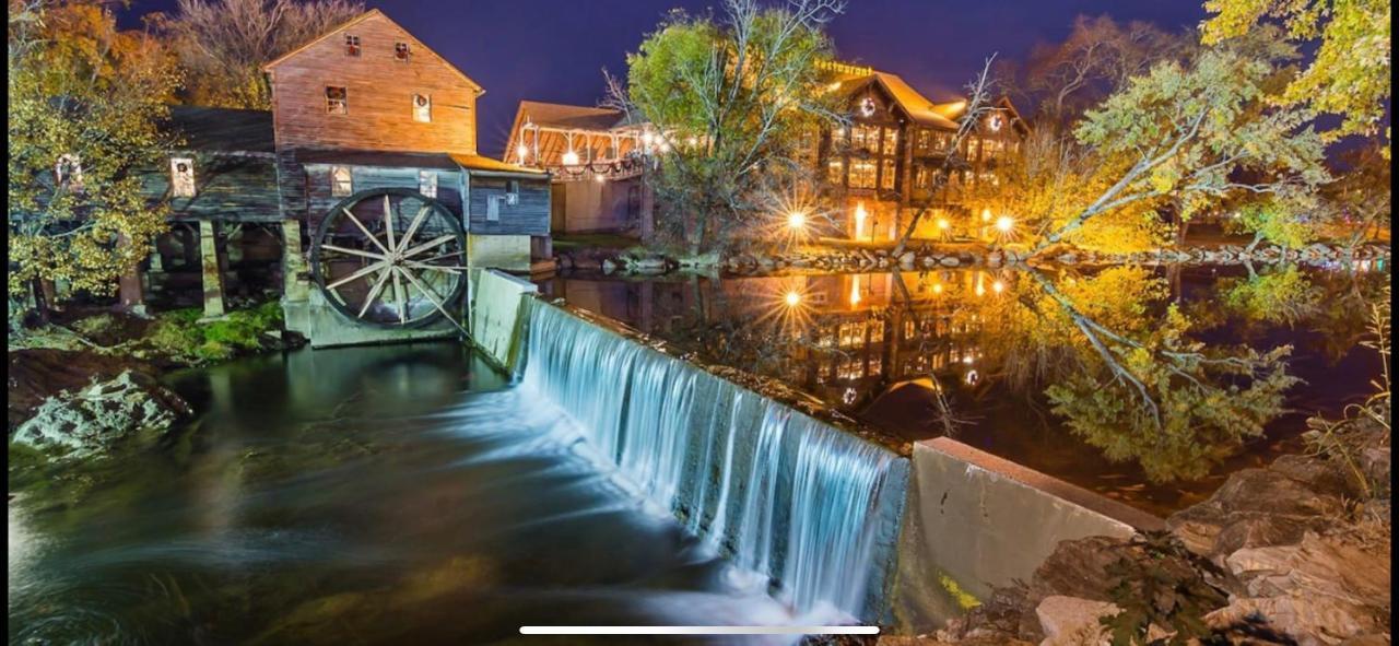 Luxury Condo In The Heart Of Pigeon Forge Exterior foto